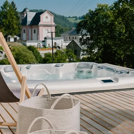 Mason - Luxusni S Privatni Virivkou Chalet *